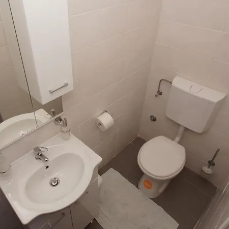 Apartamento Kneze With Sea View I Pupnat