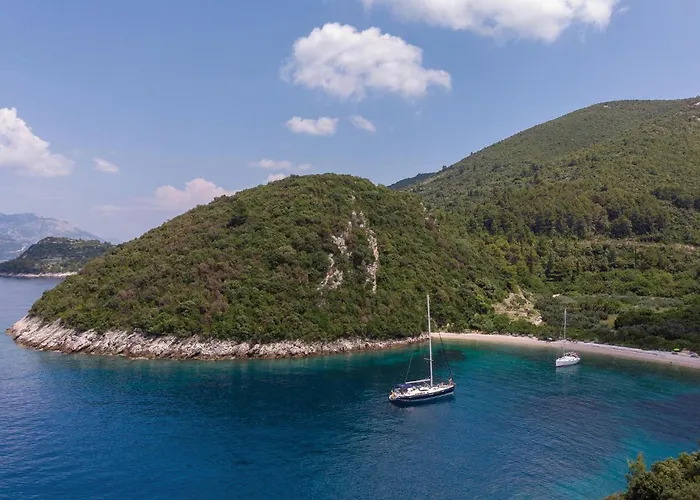 Апартаменты Kneze With Sea View I *