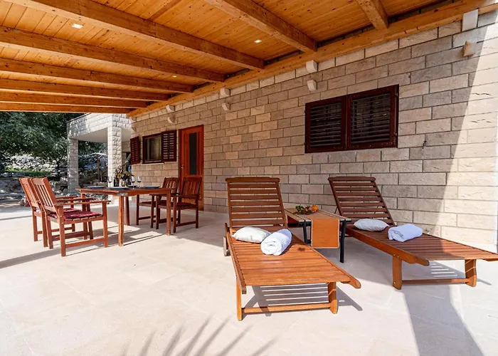 Апартаменты Kneze With Sea View I *