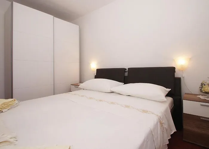 Kneze With Sea View I Апартаменты *